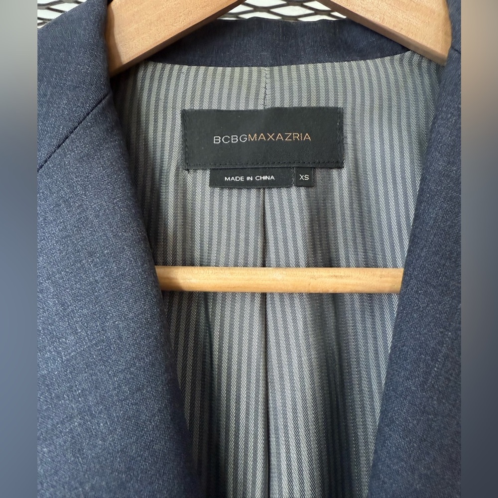 BCBG women’s skirt suit - Navy - Picture 2 of 4